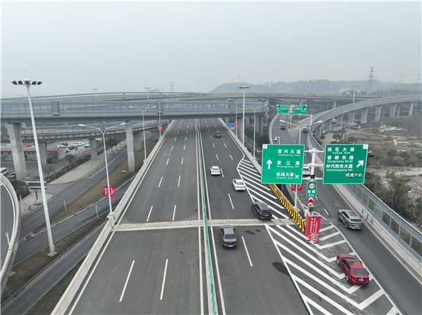 湘府東路(瀏陽河-黃興大道)通車實(shí)景圖.jpg